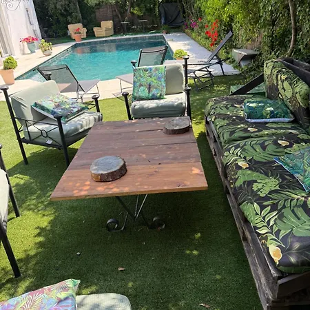 Etage Prive Dans Maison Chaleureuse Avec Piscine * Αντίμπ