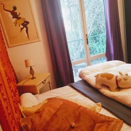 Etage Prive Dans Maison Chaleureuse Avec Piscine * Antibes
